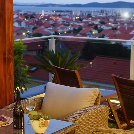 Luxury Penthouse With Seaview